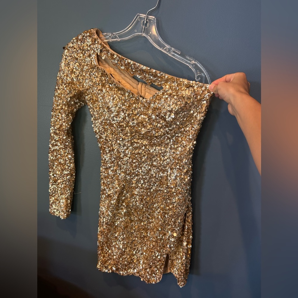 Sherri Hill 55262 long sleeve sequin dress